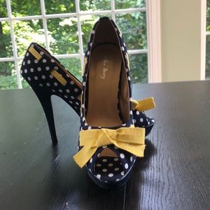 High heel platform shoes